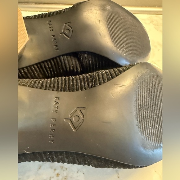 Katy Perry Gold Mesh Boots Size 5.5 - Picture 5 of 9